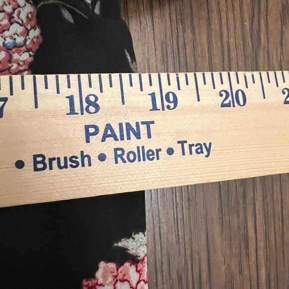 Women’s GP & J Baker x H&M Black Floral/Bird Print Shift button down Dress. 2. - Picture 5 of 6